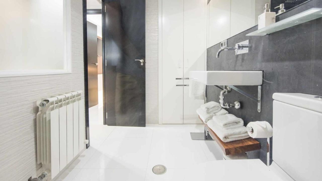 Apartamento Deluxe Cerca De La Catedral By Toledo Ap Exterior foto